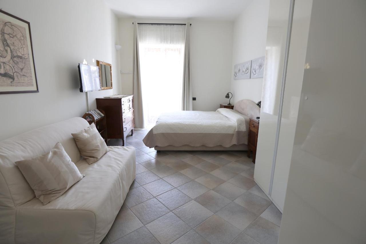 Smile In Toledo Apartment Napoli Bagian luar foto